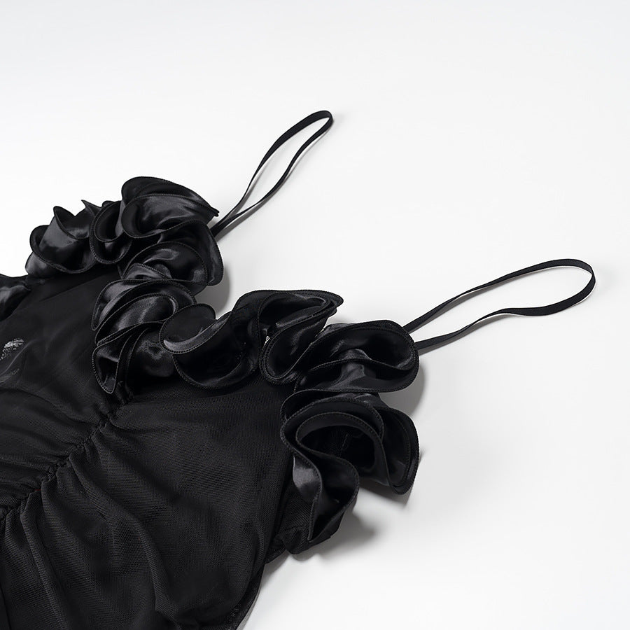 Robe d'été noire plissée taille haute